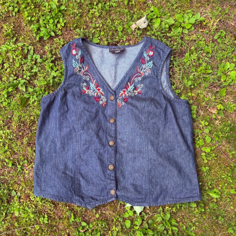 Boho Embroidered Denim Vest Womens XL‎ Floral Western Cottagecore Layering Top